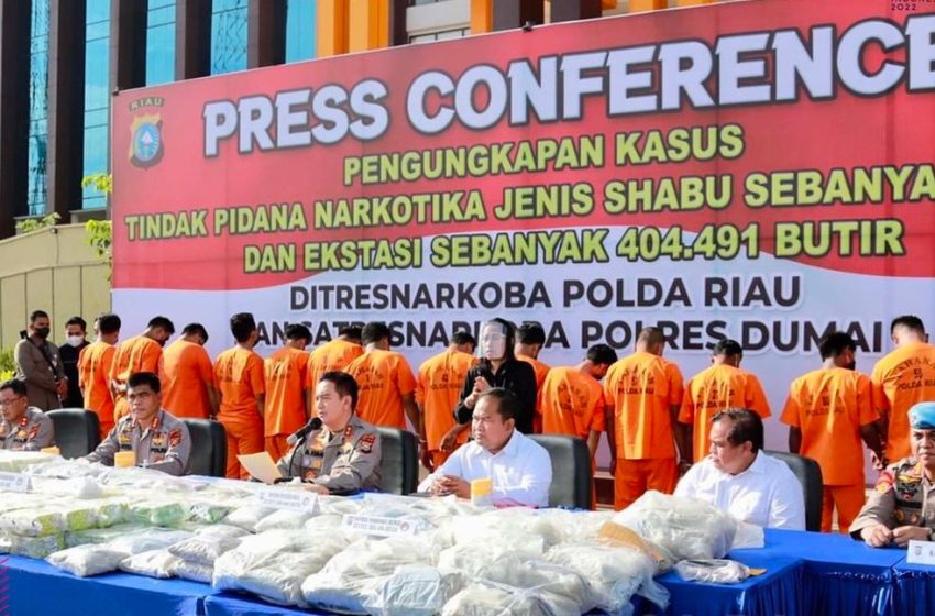  Polda Riau Gagalkan Penyeludupan 203 Kg Sabu dan 404.491 Butir Ekstasi, Mabes Polri,’ Ini Sejarah Terbesar dalam Pengungkapan Peredaran Narkoba di Riau’