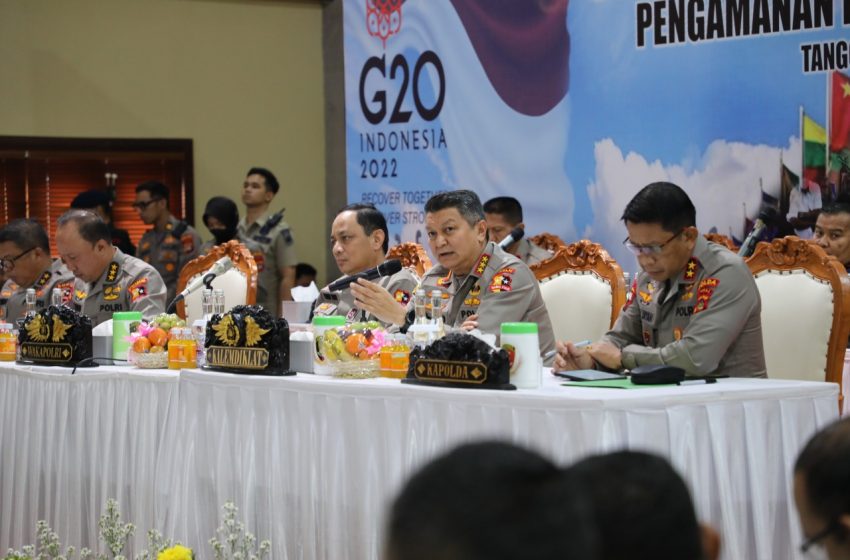  Wakapolri Bersama Kapolda Bali Laksanakan Tactical Floor Game (TFG) dalam Rangka Presidensi G-20