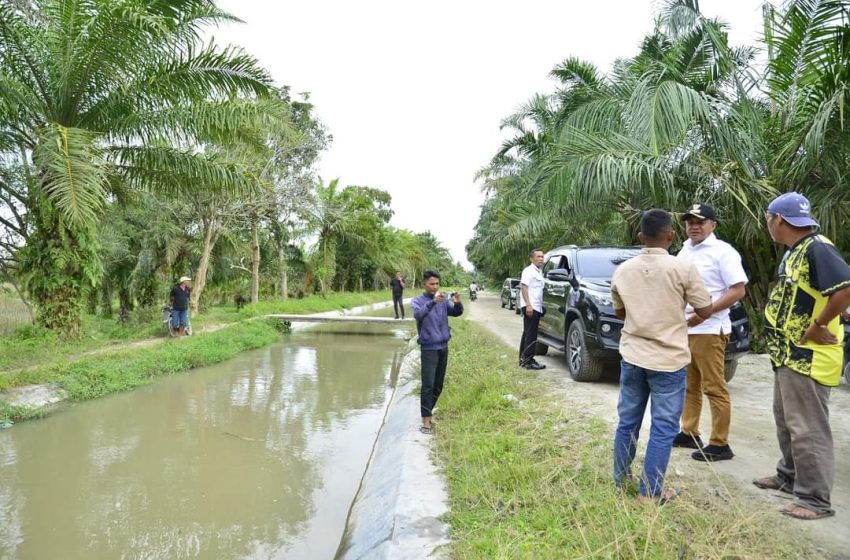  Bupati Zahir Tinjau Lokasi Banjir