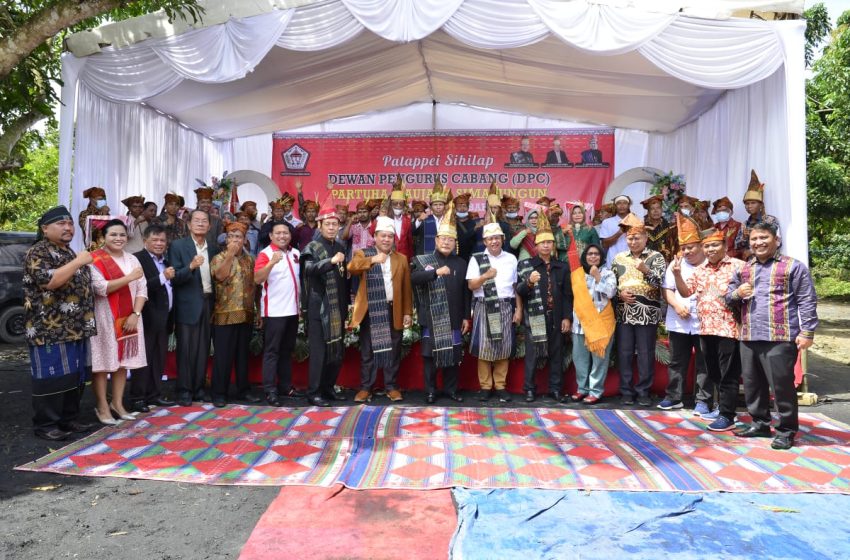  Bupati Zahir Lantik DPC Partuha Maujana Simalungun Batu Bara, Berbudaya Bersama Jaga Kondusifitas