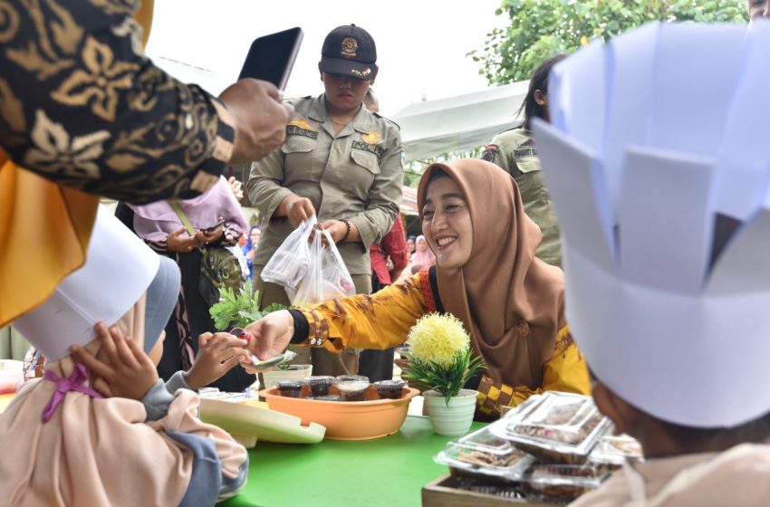  Kenalkan Nilai Mata Uang Pada Anak Melalui Market Day