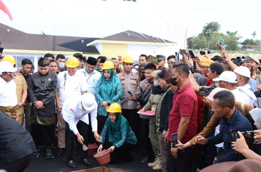  Gubsu Edy Ramayadi Hadiri Acara Peresmian Masjid dan Peletakan Kantor Bupati Batu Bara