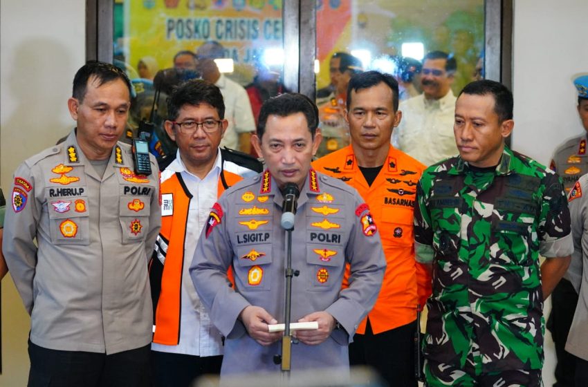  Kapolri Tinjau Evakuasi Kapolda Jambi dan Rombongan, Apresiasi Kerja Keras Tim Gabungan