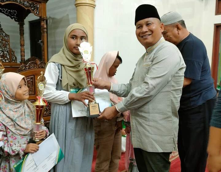  Wakil Ketua DPRDSU Rahmansyah Sibarani Ajak Generasi Muda Tingkatkan Kegiatan Keislaman