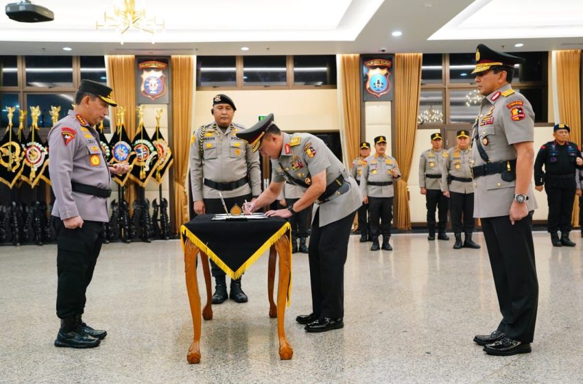  Pimpin Sertijab Irwasum, Kapolri Gelorakan Tingkatkan Kepercayaan Publik