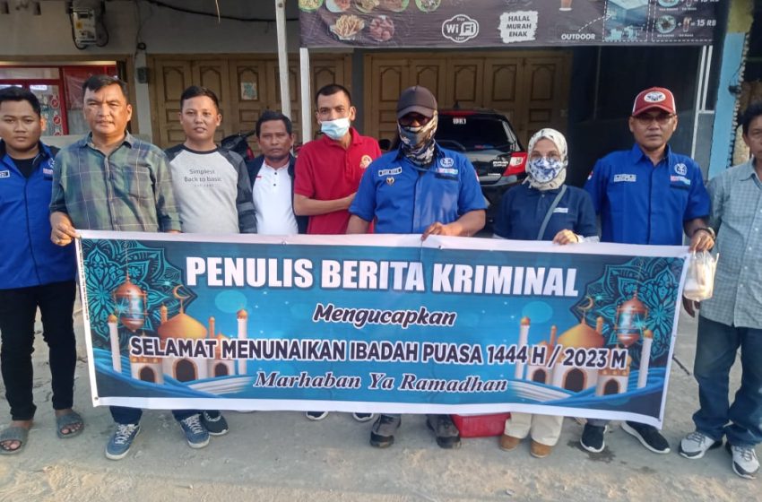  Ketua PBK Sumut Bagikan Takjil 600 Bungkus kepada Masyarakat