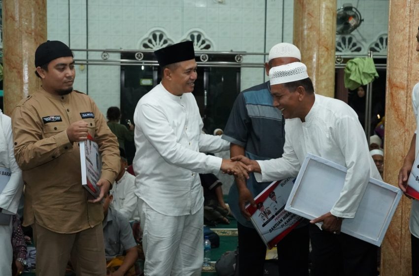  Bupati Zahir Lakukan Safari Ramadhan Perdana di Kecamatan Medang Deras
