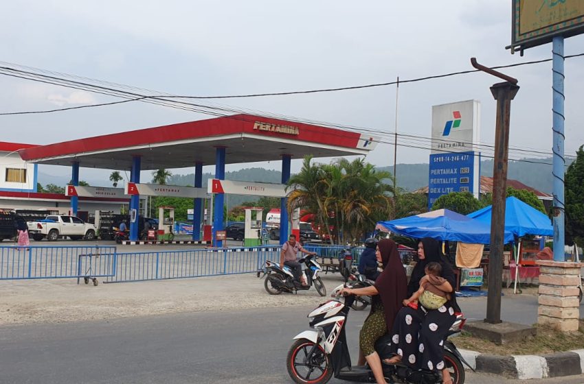  Meski Dilarang, SPBU -14-246-477 Rak Lunung Blangkejeren Gayo Lues Layani Pembelian BBM Subsidi Menggunakan Jerigen