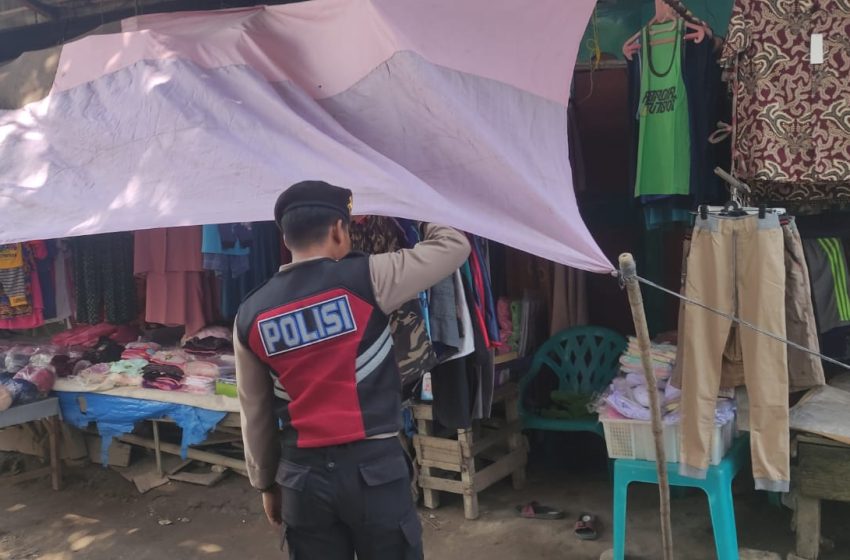  Personil Sat Samapta Polres Batu Bara Giat Patroli Jalan Kaki Guna Minimalisir Angka Kejahatan