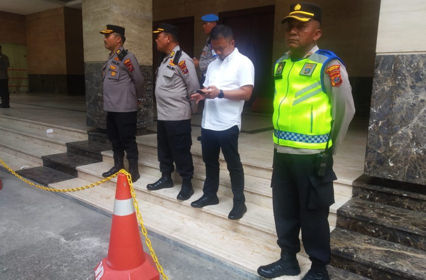  Waka Polrestabes Medan Pimpin Apel Pengamanan HUT Dekranas 2023 di Wisma Benteng