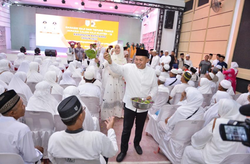  287 Jamaah Calon Haji Asal Batu Bara Ikuti Tradisi Tepung Tawar