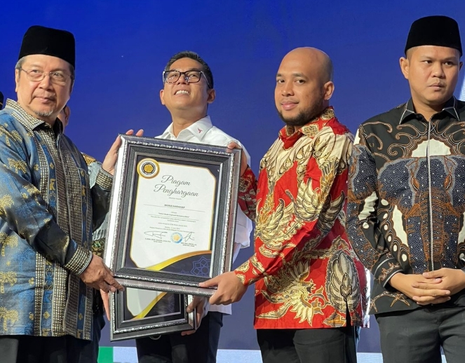  Dianggap Sebagai Tokoh Muda Inspiratif, Mora Harahap Terima ICMI Muda Award 2023