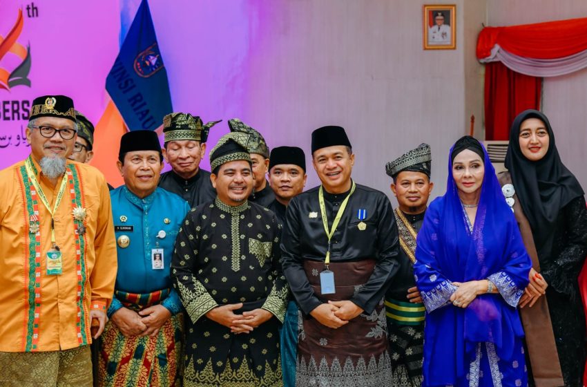  Mubes MABMI XI dan Pelantikan PW MABMI Riau, Zahir : Kita Harus Jaga Adat Budaya