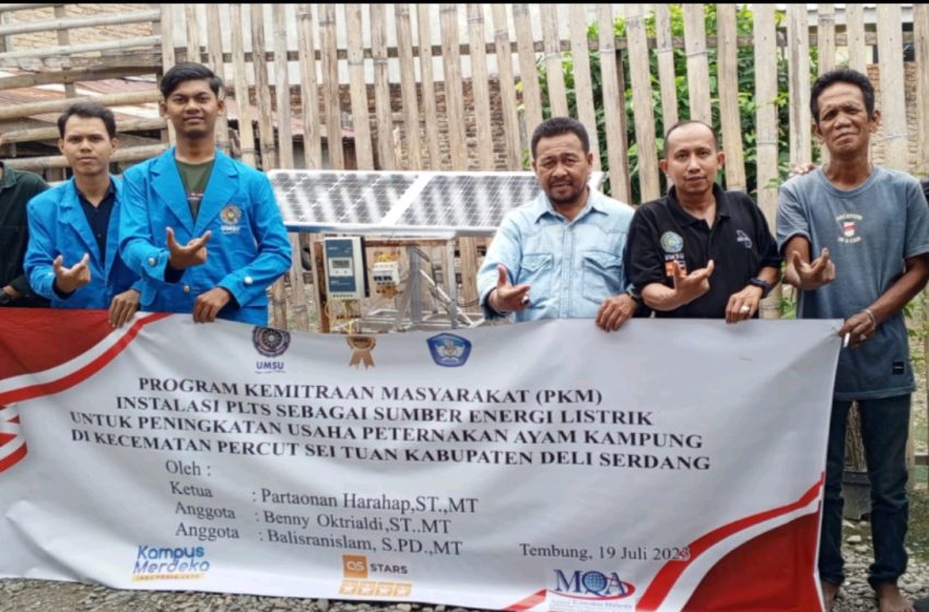  Dosen dan Mahasiswa Fakultas Teknik UMSU PKM ke Peternakan Ayam Kampung di Deliserdang