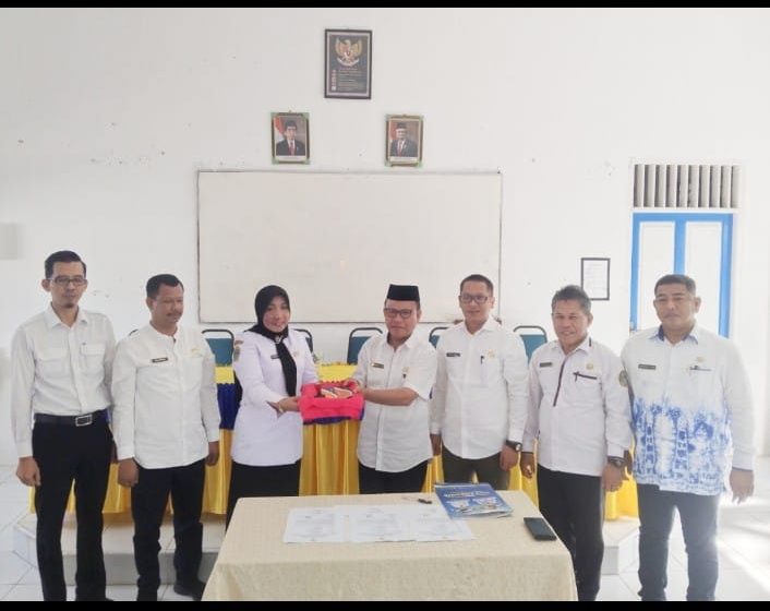  Kacabdis Wilayah V Lantik Pelaksana Tugas SMAN 1 Tanjung Tiram