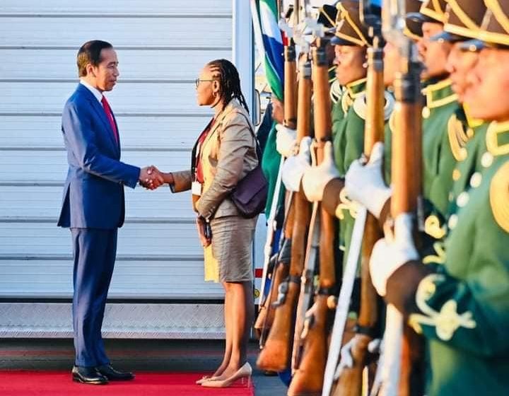  Presiden Jokowi Tiba di Johannesburg Afrika Selatan