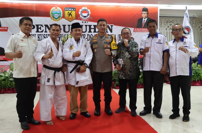  Pengukuhan KKI di Hotel Danau Toba Medan Berjalan Sukses