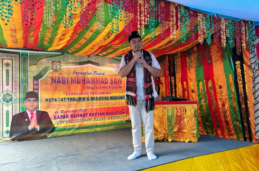  Resmikan MDTA dan Masjid di Madina,   Rahmat Rayyan : Siapkan Generasi Muda yang Tangguh