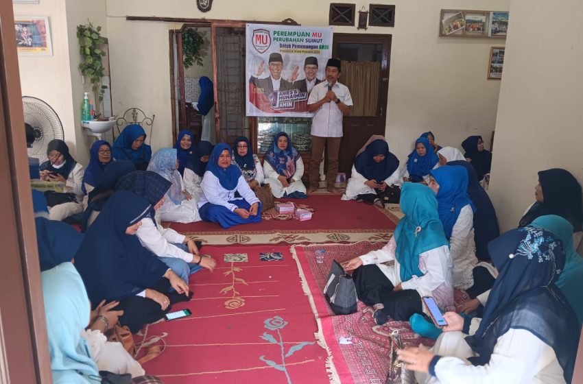  Caleg NasDem Putrama Alkhairi Hadiri Pengukuhan Perempuan MU Perubahan Sumut