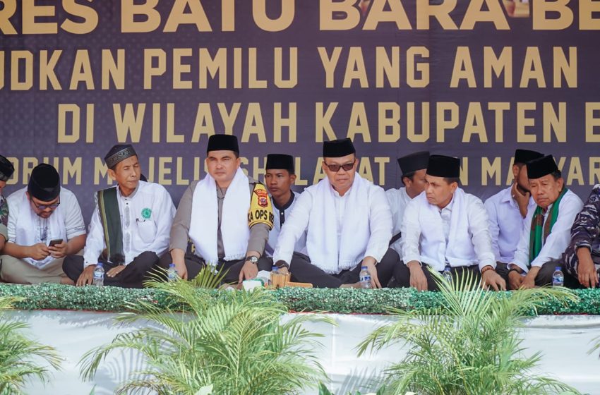  Kapolres Batubara Bersama Unsur Lapisan Masyarakat Gelar Sholawat, Do’akan Pemilu Damai dan Bahagia