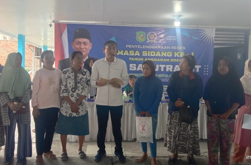  Reses Diwarnai Tangis Haru Warga: Terimakasih pak Edi Saputra Sudah Membantu Kami