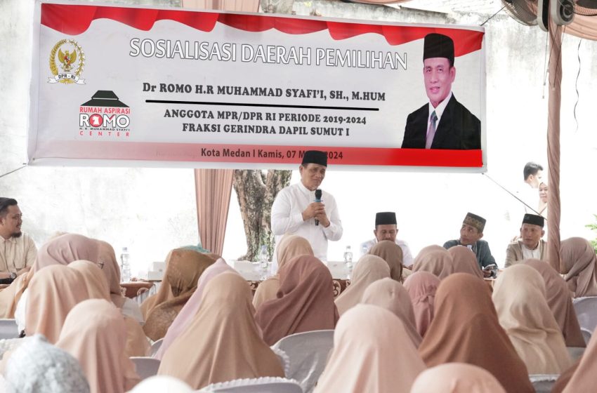  Sosialisasi Dapil Anggota DPR-RI Romo Syafi’i : Pancasila Pedoman Hidup dalam Bermasyarakat dan Bernegara