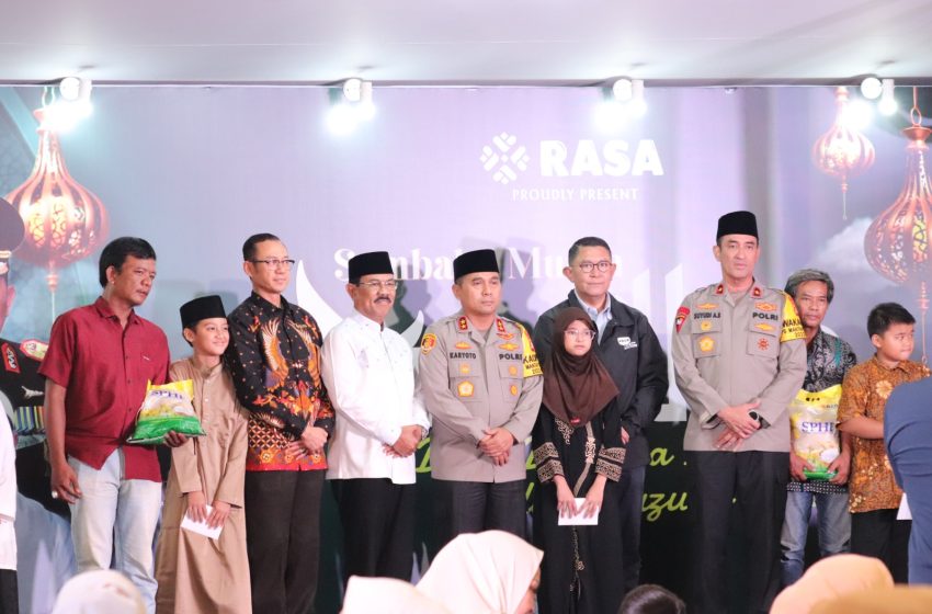  Anak Batu Bara Janmat Sembiring Bersama Kapolda Metro Jaya Santuni Anak Yatim
