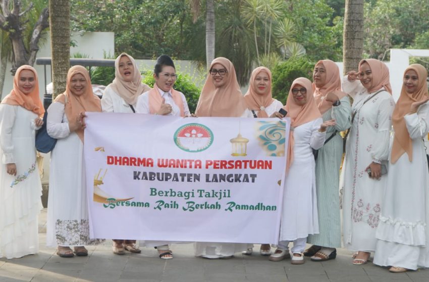  DWP Kabupaten Langkat Bagikan 500 Paket Takjil Ramadan