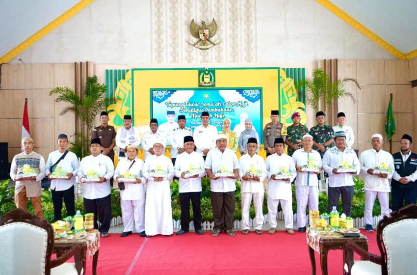  Faisal Hasrimy Tepung Tawari Calon Jama’ah Haji Kabupaten Langkat 
