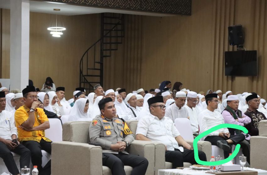  Viral Poto Duduk Naik Kaki, Sejumlah Pegiat Media Minta Pj Bupati Batu Bara Evaluasi Kabag Kesra
