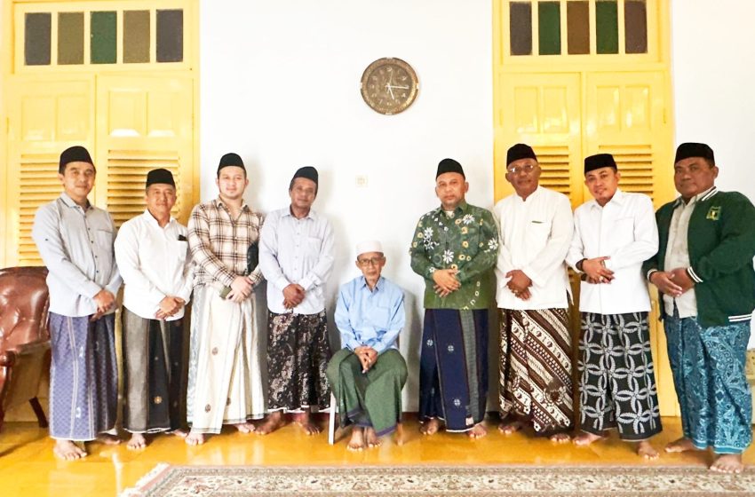  Menjelang Masa Politik, PH DPC PPP Pati Ajangsana dan Silahturahmi ke KH. Aniq Muhammadun