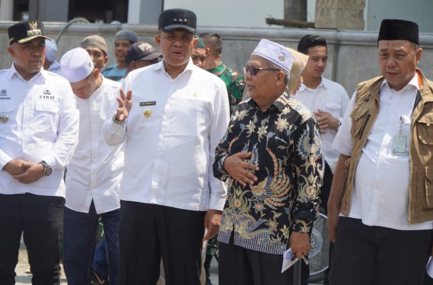 Pj Bupati Langkat Tinjau Korban Kebakaran di Kecamatan Padang Tualang
