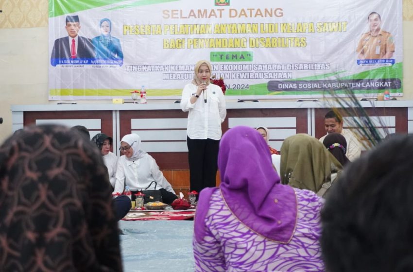  Dinas Sosial Kabupaten Langkat Luncurkan “Datuk Seri Langkat” dan Pelatihan Anyaman Lidi Disabilitas