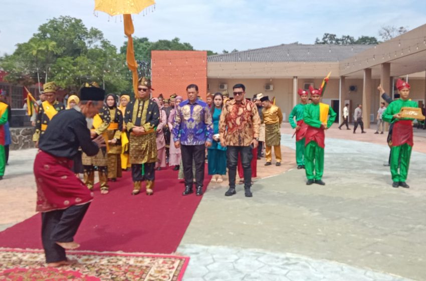  Kapolres Batu Bara Hadiri Penganugerahan Gelar Adat Kepada Nizhamul