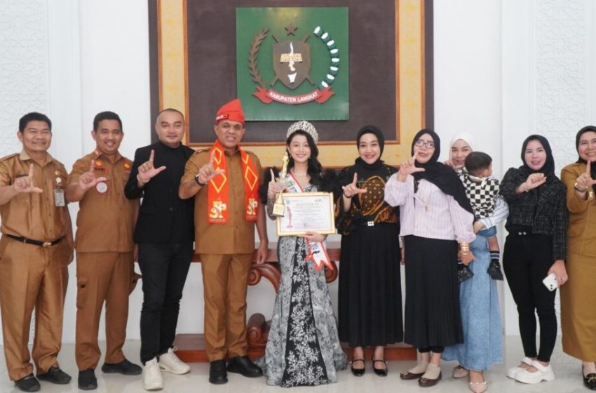 Pj Bupati beserta Pj Ketua TP. PKK Langkat Sambut Hangat Calon Puteri Batik Cilik 2024
