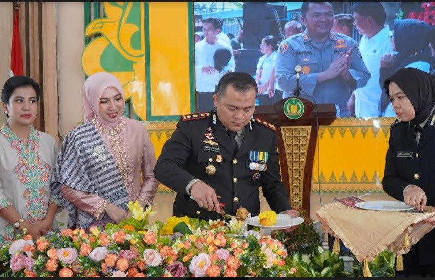  Rayakan HUT Bhayangkara Ke-78, Pj Bupati Langkat Faisal Hasrimy: “Langkat Merupakan Wilayah Yang Kondusif”.