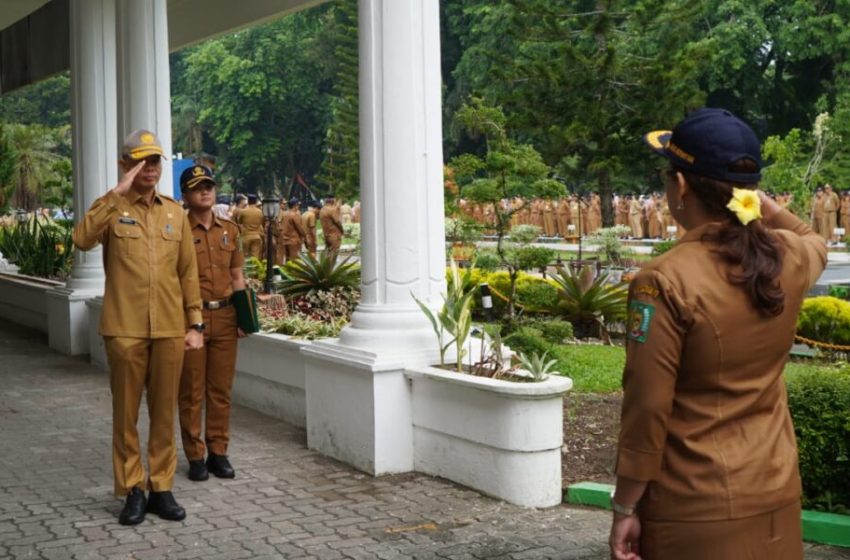  Sekda Langkat Amril Pimpin Apel Gabungan Pemerintah Kabupaten Langkat