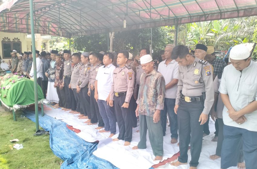  Kabag SDM ucapkan Innalilahi wainailaihi rojiun, atas Berpulangnya Alm, Sugito Ayahanda dari Bripka Adi Syahputra, S.H,