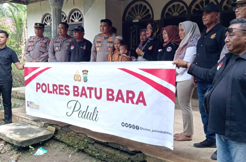  Kapolres Batu Bara Kunjungi Warga Sakit dan Miskin Guna Salurkan Bantuan Sembako dan Talih Asih