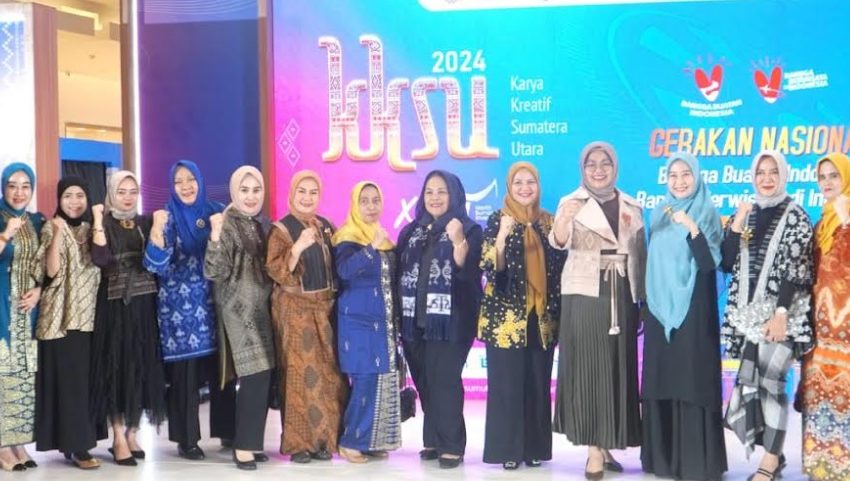  Ny. Uke Faisal Hasrimy Pj. Ketua PKK Langkat, Ikut Ramaikan Karya Kreatif Sumatera Utara di Delipark