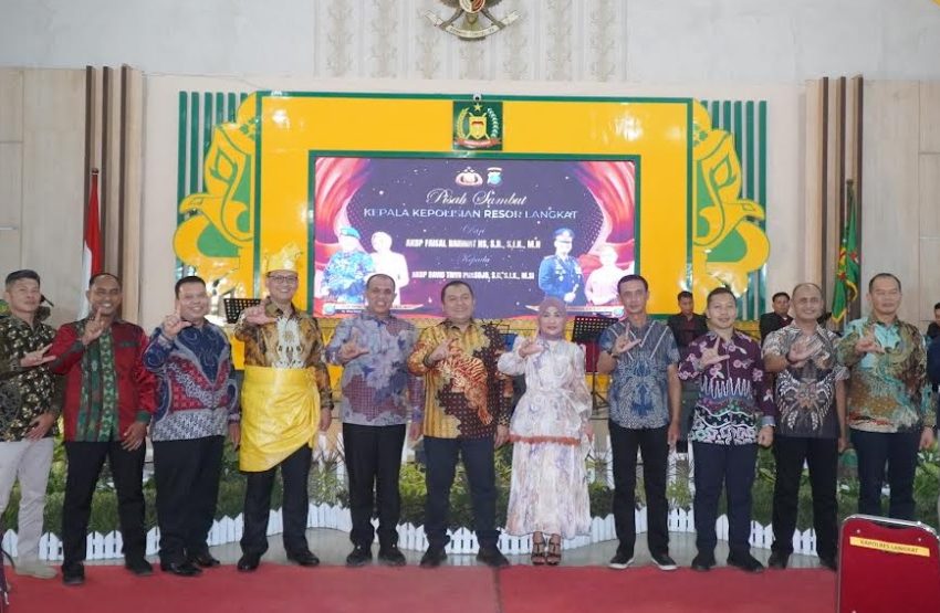  Hadiri Pisah Sambut Kapolres Langkat, Pj Bupati Langkat Faisal Hasrimy: Mari Bangun Langkat Lebih Baik