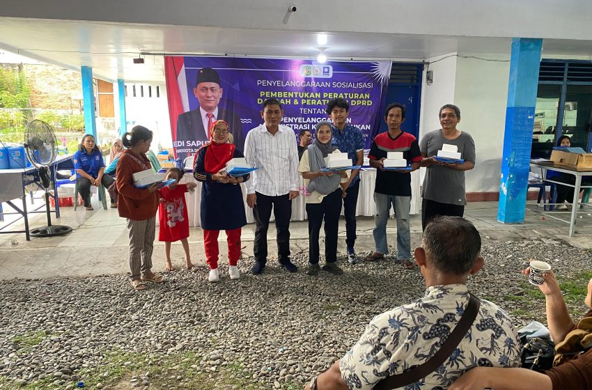 Legislator PAN Sosialisasikan Perda, Edi Saputra Imbau Masyarakat Selalu Bawa Adminduk