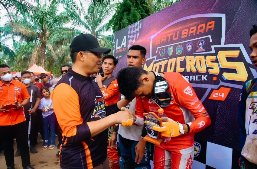  Tutup Kejuaraan Motocross dan Grass Track, Pj. Bupati Heri: “Ini Arena yang Tepat Salurkan Bakat”