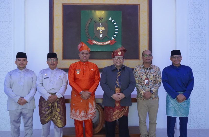  Pj. Bupati Langkat Apresiasi Ombudsman RI: Inovasi “Bubur Pedas” Pacu Peningkatan Pelayanan Publik
