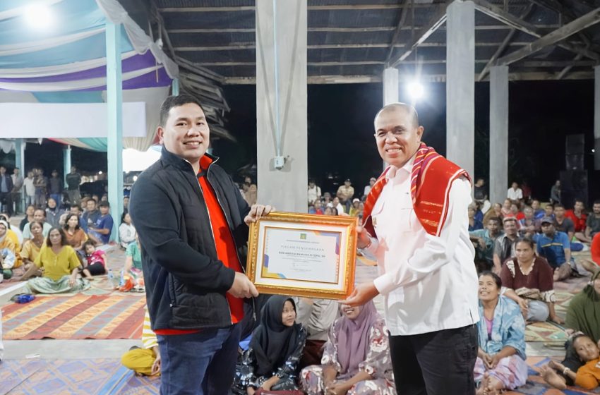  Pj Bupati Langkat Apresiasi Anggota DPR RI atas Bantuan 199 BSPS untuk Masyarakat Sei Bingai: Kolaborasi Demi Kesejahteraan Warga