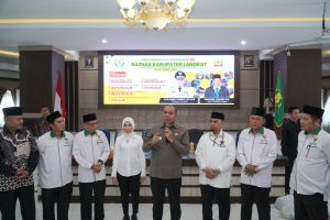  Pj Bupati Langkat Salurkan Bantuan Baznas Senilai Rp 221 Juta untuk Masyarakat yang Membutuhkan