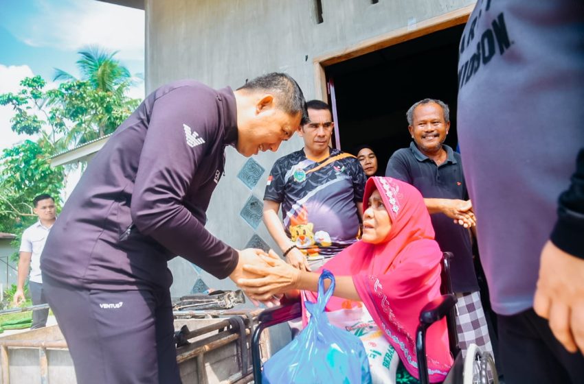 Pj. Bupati Batu Bara dan Forkopimda Ajak Gotong Royong dan Serahkan Tali Asih