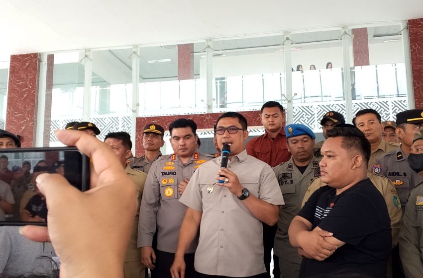  Pj. Bupati Batu Bara Tanggapi Tuntutan GAP-SU Untuk Tetap Jaga Netralitas ASN