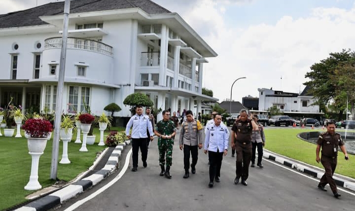  Pj. Bupati Langkat Harus Jelaskan Proyek Aspal Rumah Dinas Gubsu Rp. 2 Miliar ke Bobby Nasution