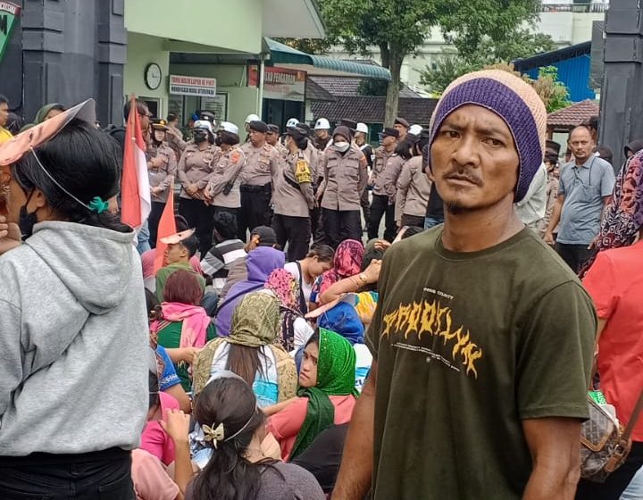  Unras ke Markas Pomdam I/BB, Massa Minta Tangkap dan Penjarakan Oknum TNI AD
